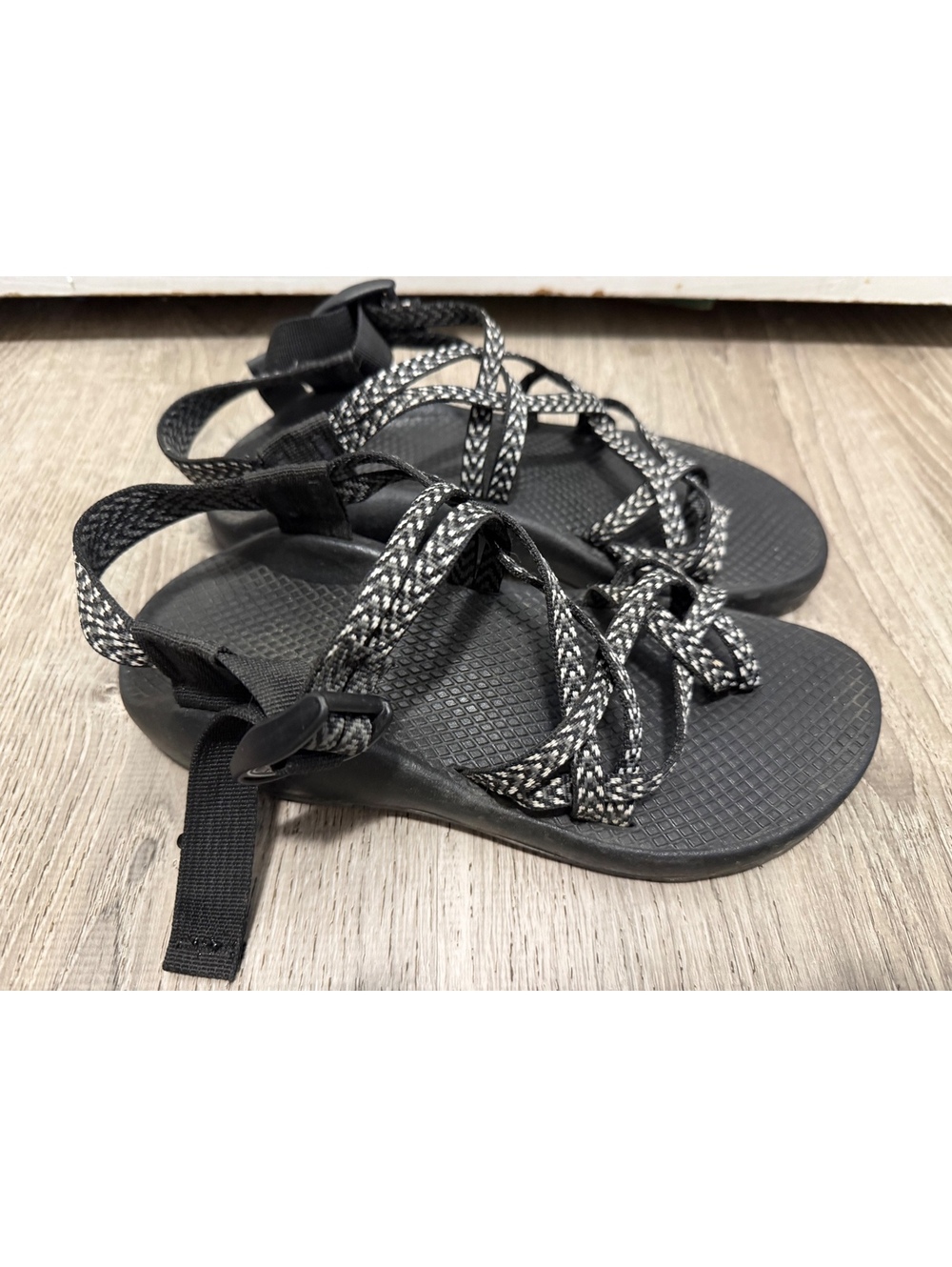 Women’s Chacos Sandals